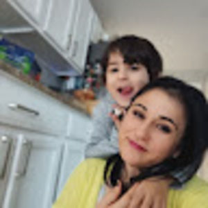 Meet your Posher, Jonida